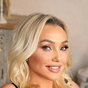 Angelina-Rose