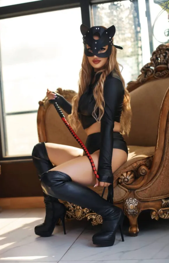 Mistress Alani
