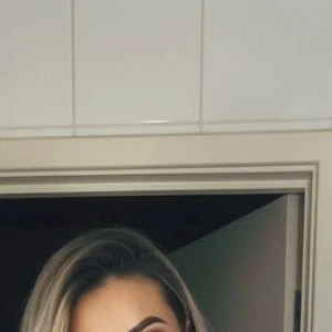 Mistress Zoey