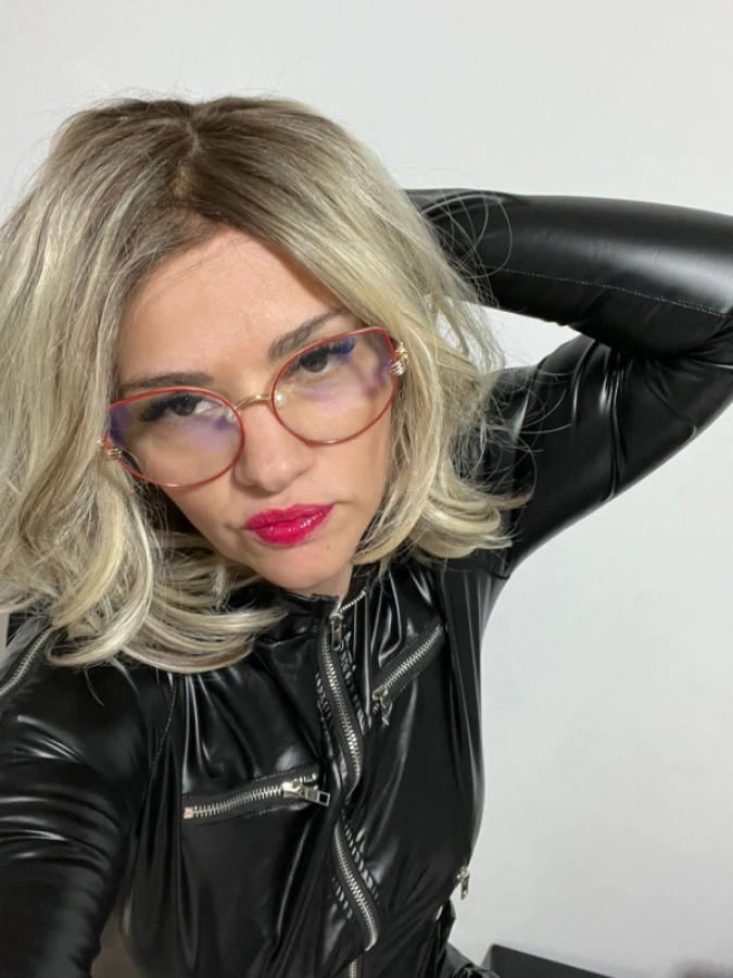 Mistress Phoenix