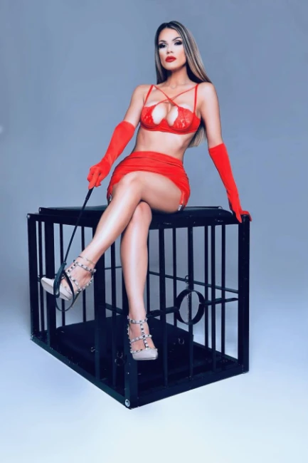 Mistress Loren